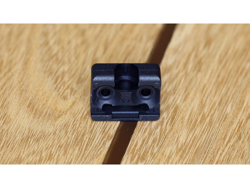 Сухарь-прижим ребра шины Festool