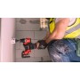 Аккумуляторная компактная дрель-шуруповерт Milwaukee M18 BLDDRC-202C