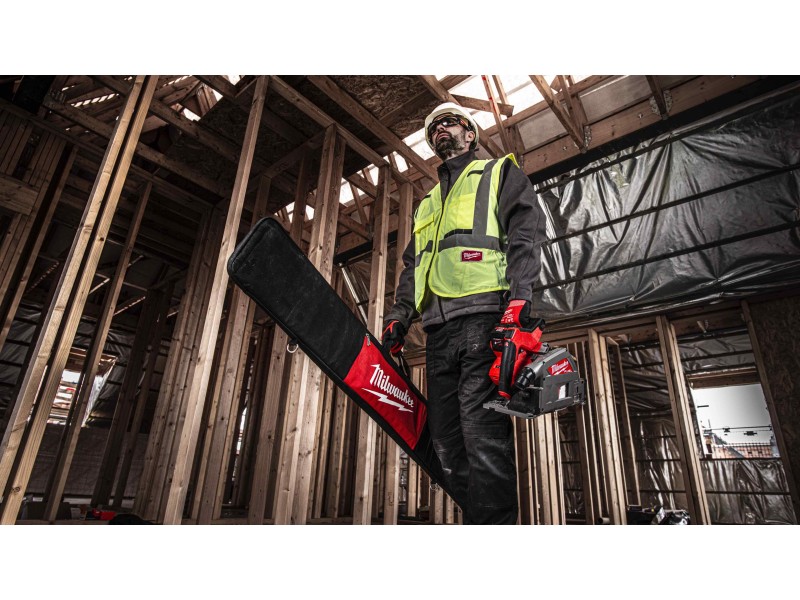 Аккумуляторная погружная циркулярная пила Milwaukee M18 FUEL FPS55-0P