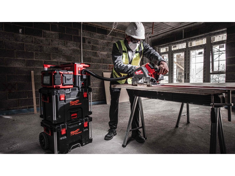 Аккумуляторная погружная циркулярная пила Milwaukee M18 FUEL FPS55-0P