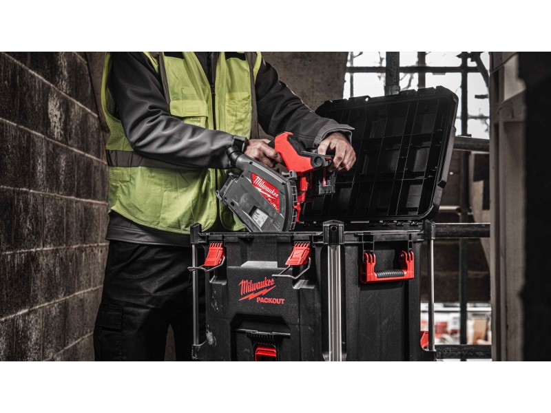 Аккумуляторная погружная циркулярная пила Milwaukee M18 FUEL FPS55-0P